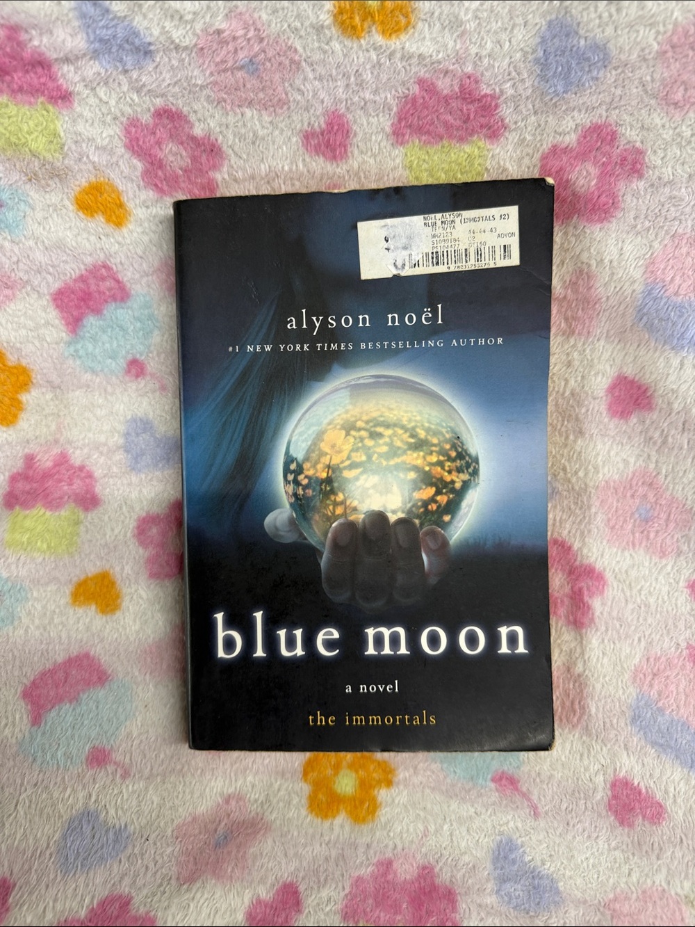 Blue Moon by Alyson Noël - Dark Blue Cover with Orb Artwork